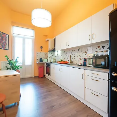 Appartamento Fandango By Halu!, Gorgeous Neoclassical Next To Metro Station *