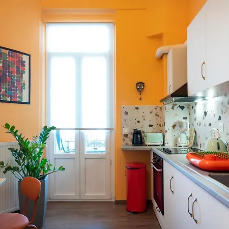 Fandango By Halu!, Gorgeous Neoclassical Next To Metro Station Thessaloniki