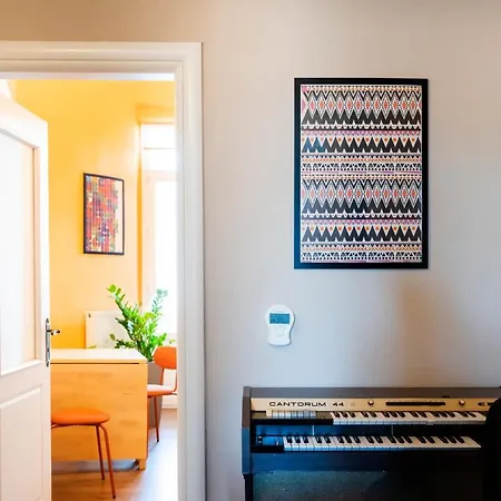 شقة Fandango By Halu!, Gorgeous Neoclassical Next To Metro Station